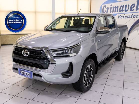 TOYOTA HILUX 2.8 D-4D TURBO DIESEL CD SR 4X4 AUTOMÁTICO TOYOTA HILUX 2.8 D-4D TURBO DIESEL CD SR 4X4 AUTOMÁTICO
